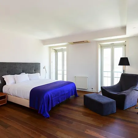 Chiado - Lounge ליסבון
