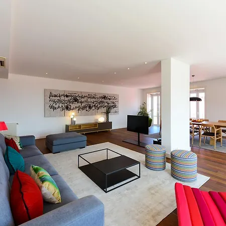 Chiado - Lounge דירה *